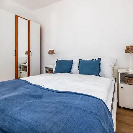 Apartment Moderne Nur 400 Meter Zum