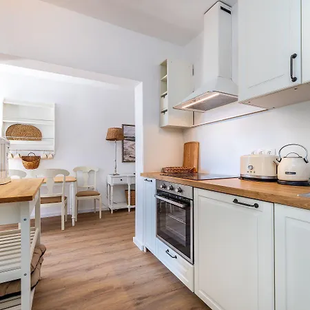 Moderne Nur 400 Meter Zum * باشْكا